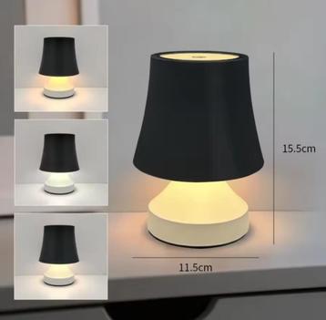 Draadloze USB-C oplaadbare LED tafellamp beschikbaar voor biedingen