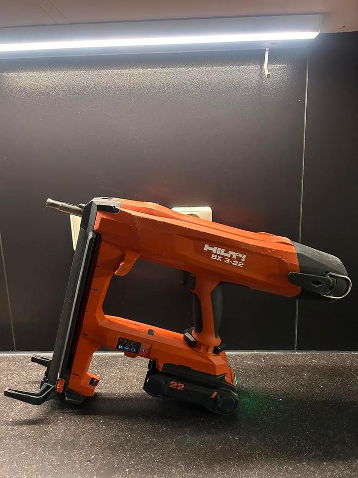 Hilti BX 3-22 Nuron Schiethamer, Doe-het-zelf en Verbouw, Overige Doe-het-zelf en Verbouw, Gebruikt, Ophalen of Verzenden
