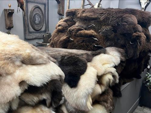 Schapenvacht vachten schaap top kwaliteit, Huis en Inrichting, Woonaccessoires | Plaids en Woondekens, Nieuw, Ophalen