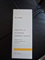 iUNIK Propolis Vitamin Synergy Serum 50mL, Ophalen of Verzenden, Nieuw, Gehele gezicht, Verzorging