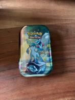 Pokémon SV08.5 Glaceon Mini Tin sealed nieuw!, Ophalen of Verzenden, Nieuw, Overige typen, Foil