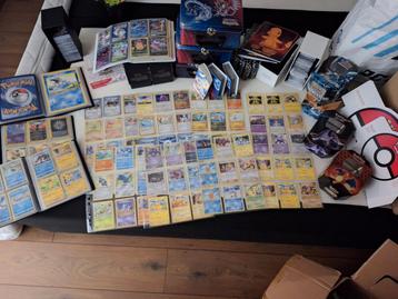 Grote pokemon verzameling  beschikbaar voor biedingen