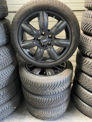 banden en velgen Mini beschikbaar voor biedingen