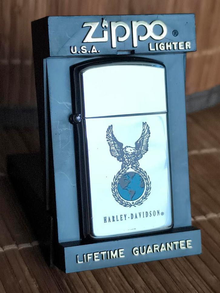 Zippo Harley-Davidson Aansteker in Doos, Verzamelen, Rookartikelen, Aanstekers en Luciferdoosjes, Zo goed als nieuw, Aansteker