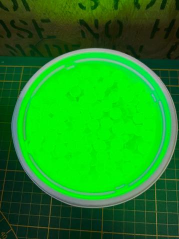 Yellow uranium marbles 100 x 10mm beschikbaar voor biedingen