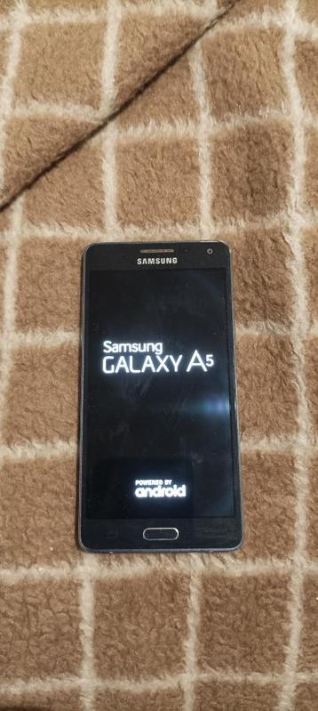Samsung Galaxy A5 2 + 16 GB aan geheugen uit 2016 beschikbaar voor biedingen