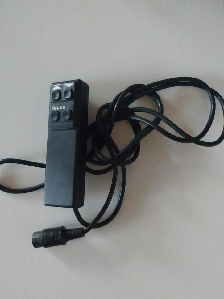 Leitz Leica Slide Projector 7-Pin Wired Remote Control, Audio, Tv en Foto, Beamer-accessoires, Gebruikt, Beamerafstandsbediening