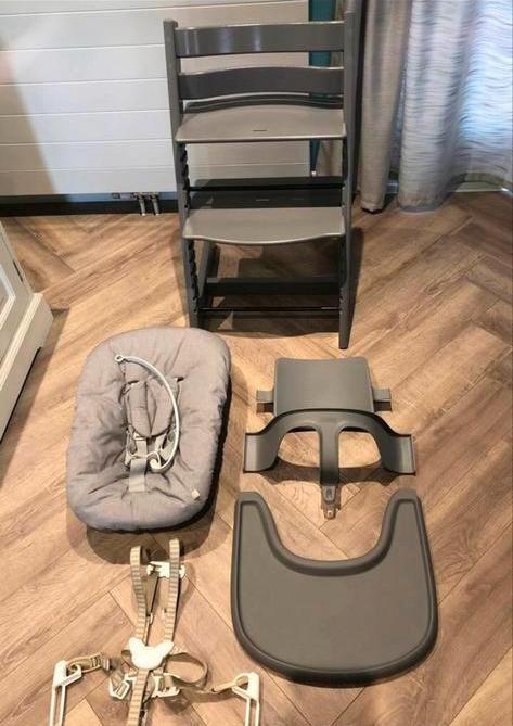 Stokke Tripp Trapp complete set! Storm Grey, Kinderen en Baby's, Kinderstoelen, Zo goed als nieuw, Meegroeistoel, Ophalen