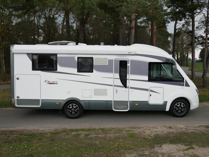 Mobilvetta K-Yacht 89 TEKNO EP-level Airco trekhaak 2017, Caravans en Kamperen, Campers, Bedrijf, tot en met 4, Integraal, Overige merken