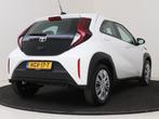Toyota Aygo X 1.0 VVT-i MT Play | Apple Carplay/Android Auto, 12 maanden, Stof, Gebruikt, 4 stoelen