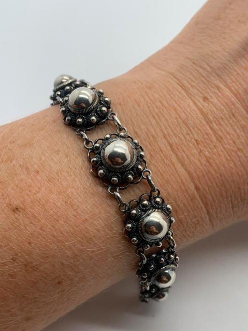 V746 Prachtige zilveren armband Zeeuwse knoop, Sieraden, Tassen en Uiterlijk, Antieke sieraden, Armband, Zilver, Ophalen of Verzenden