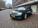 Ford Mondeo ST220 3.0 166KW Sedan 2004 Zwart ORIGINEEL NL, Auto's, Stoelverwarming, 74 €/maand, Zwart, Mondeo