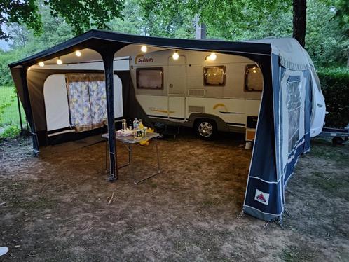 Caravan Dethleffs 460 DB met Airco, Caravans en Kamperen, Caravans, Particulier, tot en met 4, Rondzit, Dethleffs, Airco, Ophalen of Verzenden