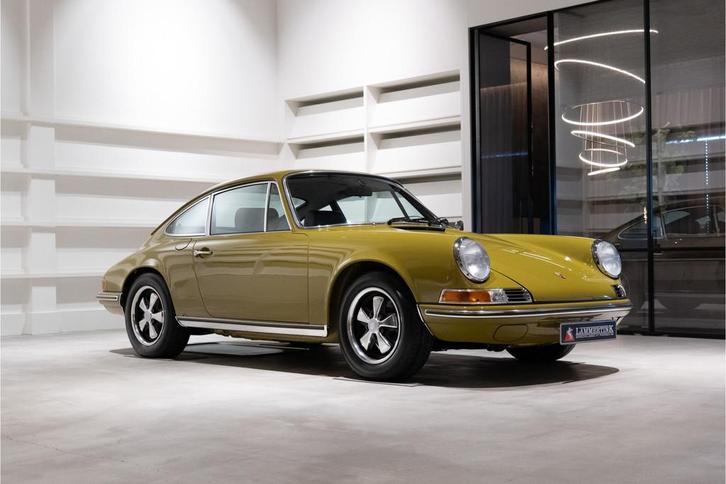 Porsche 911 2.4 T Coupé Fully restored 2021 - NEW condition, Auto's, Oldtimers, Bedrijf, Te koop, Porsche, Benzine, Coupé, Handgeschakeld