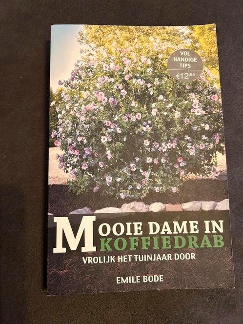 Emile Bode - Mooie Dame in Koffiedrab, Boeken, Essays, Columns en Interviews, Zo goed als nieuw, Ophalen of Verzenden