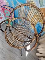 Vintage rotan kuipstoel, Ophalen of Verzenden, Zo goed als nieuw, Rotan