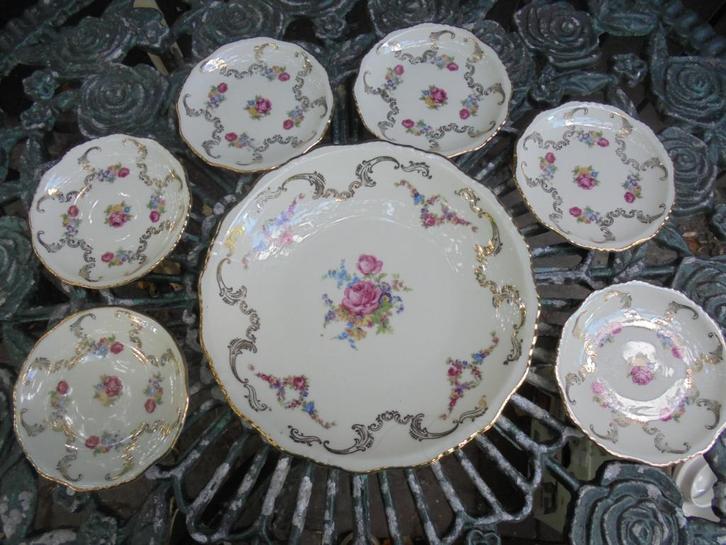 Petit foursetje Bavaria roze roosjes / bloemetjes guirlande, Antiek en Kunst, Antiek | Servies compleet, Ophalen of Verzenden