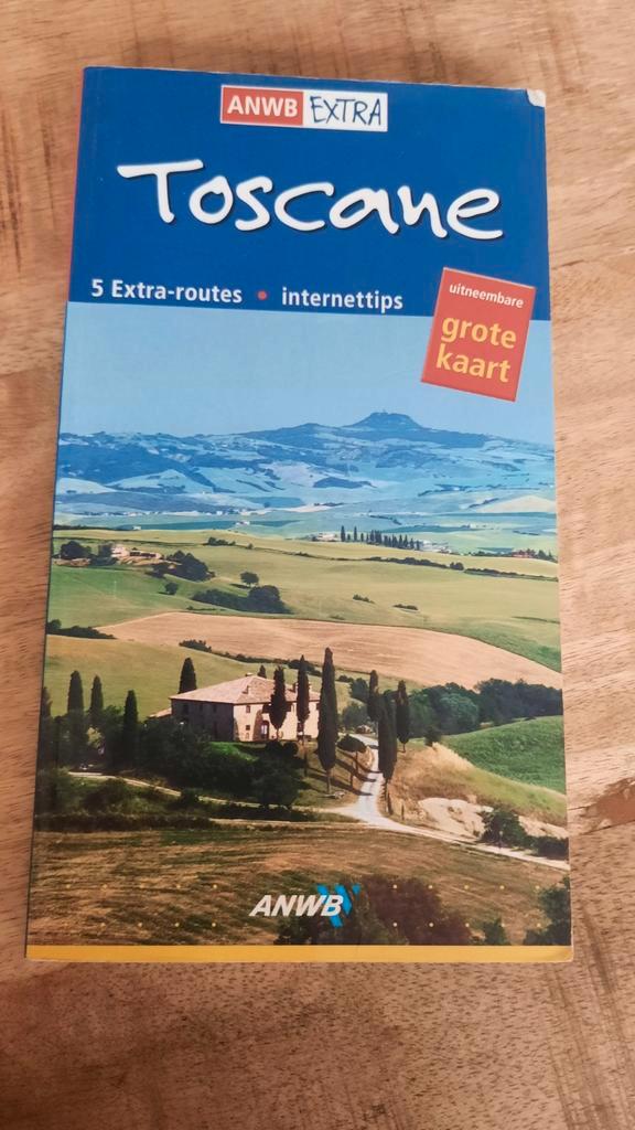 ANWB Extra - Toscane - met grote kaart, Boeken, Reisgidsen, Zo goed als nieuw, Reisgids of -boek, Europa, ANWB, Ophalen of Verzenden