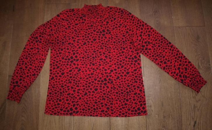 Rode Longsleeve met Colletje en Panterprint (M), Kleding | Dames, T-shirts, Zo goed als nieuw, Maat 38/40 (M), Rood, Lange mouw
