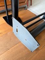KEF Speaker Stands - Voetjes Nodig!, Audio, Tv en Foto, Luidsprekers, Ophalen, Gebruikt, Front, Rear of Stereo speakers, Overige merken
