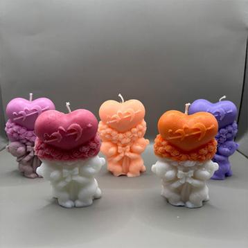 LoveBloom – Handgemaakte Geurkaars met Hart & Rozen beschikbaar voor biedingen