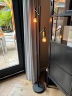 Zwarte Staande Lamp met Goud Accent, Huis en Inrichting, Ophalen, Gebruikt, Metaal, 150 tot 200 cm