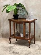 Prachtige vitrine met glas rondom en ronde deur., Ophalen