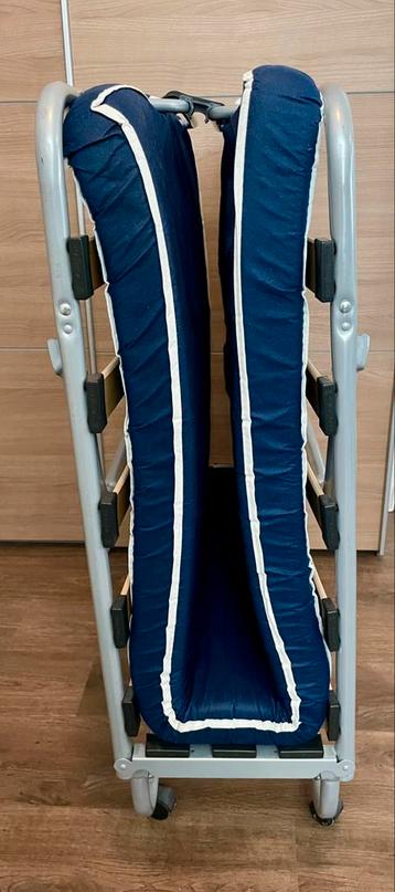 Opklapbaar, Opklapbed  ,   Logeerbed , bed met matras beschikbaar voor biedingen