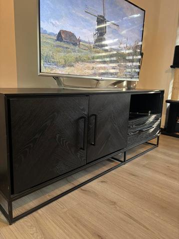 Tv meubel mangohout beschikbaar voor biedingen