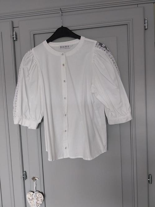 Mooi wit Desires bloesje open gewerkt mouwtje, Kleding | Dames, Blouses en Tunieken, Zo goed als nieuw, Maat 36 (S), Wit, Ophalen of Verzenden