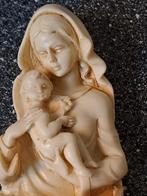 Vintage kunsthars wijwaterbakje Maria met kind., Antiek en Kunst, Antiek | Religie, Ophalen of Verzenden