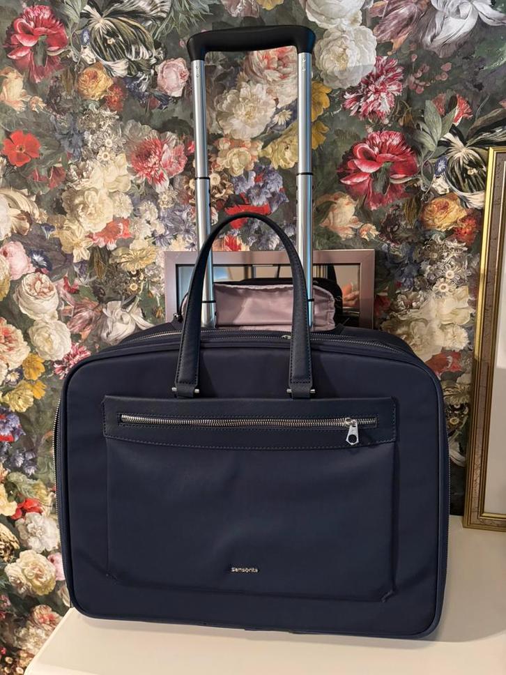 Samsonite: Piloten oftewel stewardessen koffer, Sieraden, Tassen en Uiterlijk, Koffers, Nieuw, Hard kunststof, 70 cm of meer, Ophalen