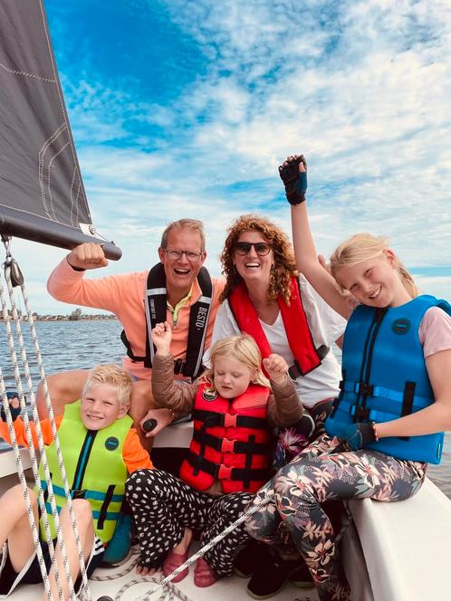 Prive zeilles in Friesland - Leer zeilen op jouw tempo! -, Diensten en Vakmensen, Verhuur | Boten, Zeilboot of Zeiljacht, Met schipper
