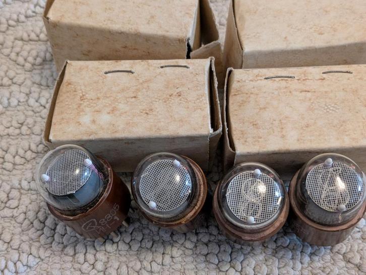 4 stuks Nixie buizen nieuw, Audio, Tv en Foto, Vintage Televisies, Nieuw, Ophalen of Verzenden