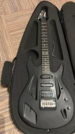 Aristides 010 met reiskoffer, Muziek en Instrumenten, Snaarinstrumenten | Gitaren | Elektrisch, Ophalen of Verzenden, Zo goed als nieuw