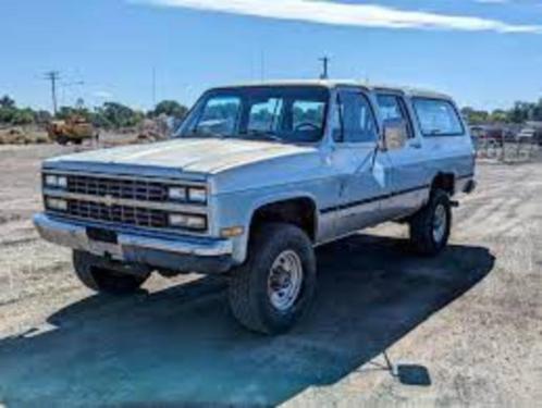 GEZOCHTL 1989-1991 Chervolet GMC Suburban, Auto-onderdelen, Carrosserie en Plaatwerk, Motorkap, Amerikaanse onderdelen, Ford, Jeep