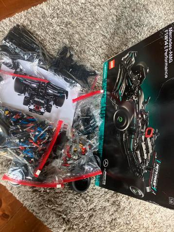 Lego Technic Mercedes-AMG F1 W14 E Performance beschikbaar voor biedingen