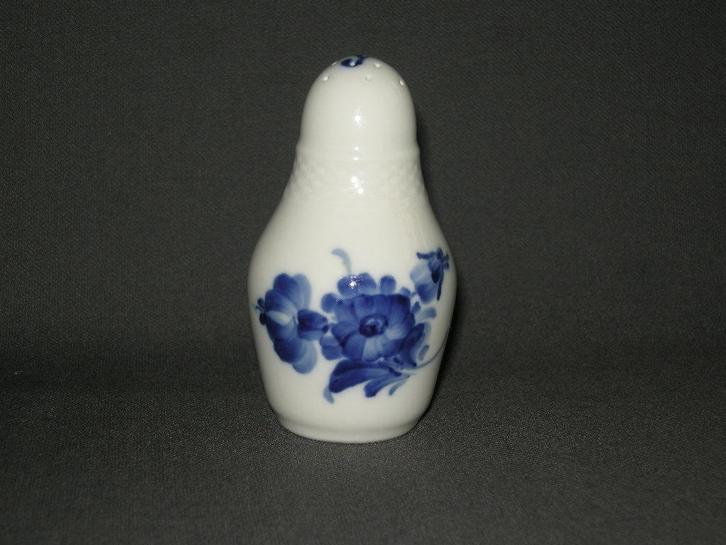 Royal Copenhagen, wit met blauwe bloemen, zoutvaatje, Antiek en Kunst, Antiek | Servies los, Ophalen of Verzenden