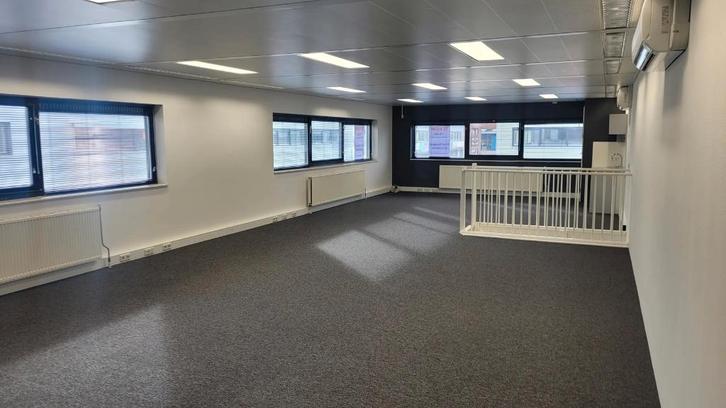 Werkplek/bureau te huur Nieuwegein per 1 mei, Huizen en Kamers, Kamers te huur, Utrecht, 50 m² of meer