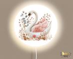 Ronde Wandlamp Zwaan Little Dreamzzz 30 cm (Ø), Bi & Li Creaties, Nieuw, Ophalen of Verzenden, Bilicreaties@gmail.com