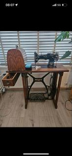 Pfaff 130 Antieke Naaimachine met Trapfunctie, Antiek en Kunst, Antiek | Naaimachines, Ophalen