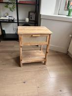 Nachtkastje CASA / Xenos hout met rotan, Ophalen, Gebruikt, 55 tot 70 cm, 45 tot 65 cm