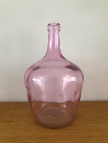 Pdmd Vaas roze Glas beschikbaar voor biedingen