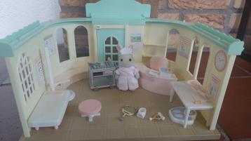 Sylvanian Families ziekenhuis, dokter streekkliniek beschikbaar voor biedingen