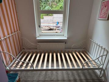 Ikea minnen meegroeibed wit beschikbaar voor biedingen