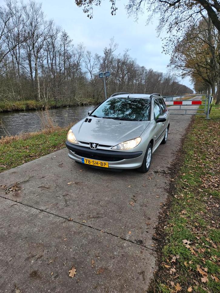 Peugeot 206 1.4 SW 2006 Grijs, Auto's, Peugeot, Particulier, Benzine, Euro 4, C, Stationwagon, Handgeschakeld, Origineel Nederlands
