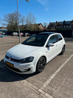 Volkswagen Golf 1.4 TSI Phev 150KW GTE 5D 2016 Wit, Auto's, 4 cilinders, Wit, 1395 cc, 1499 kg