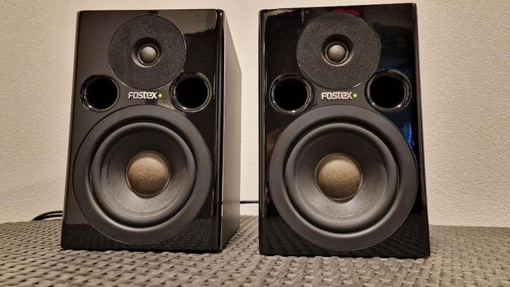 Fostex PM 0.5 MKII actieve luidsprekers (paar), Audio, Tv en Foto, Luidsprekers, Gebruikt, Front, Rear of Stereo speakers, Minder dan 60 watt