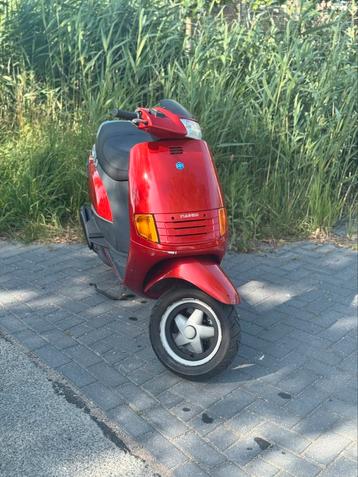 Piaggio skipper skr 150cc 2 takt duitse papieren beschikbaar voor biedingen