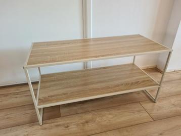 Industriële wand kast / side table beschikbaar voor biedingen